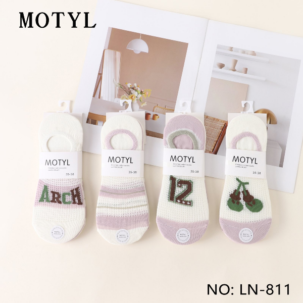 Stopki damskie Roz 35-42, Mix kolor Paczka 40 szt